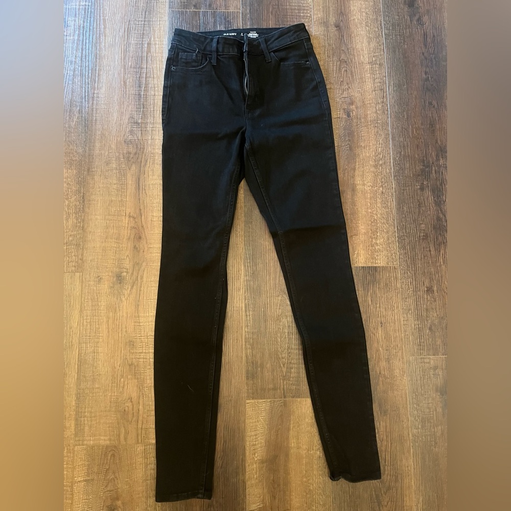 Rockstar Super Skinny (High-Rise) Black Jeans